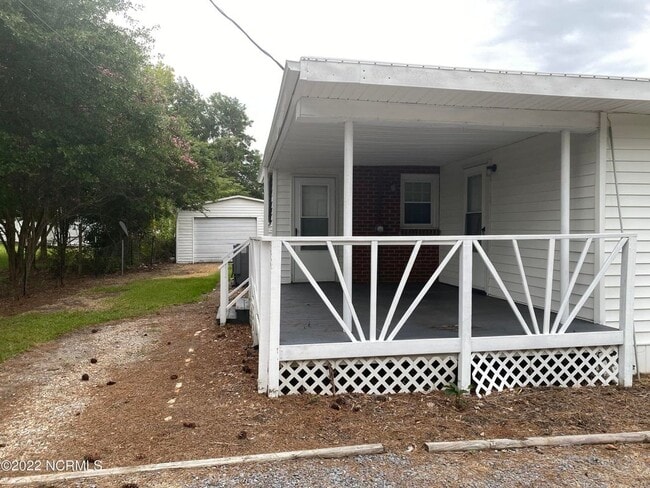 2901 Jefferson Dr in Greenville, NC - Building Photo - Building Photo