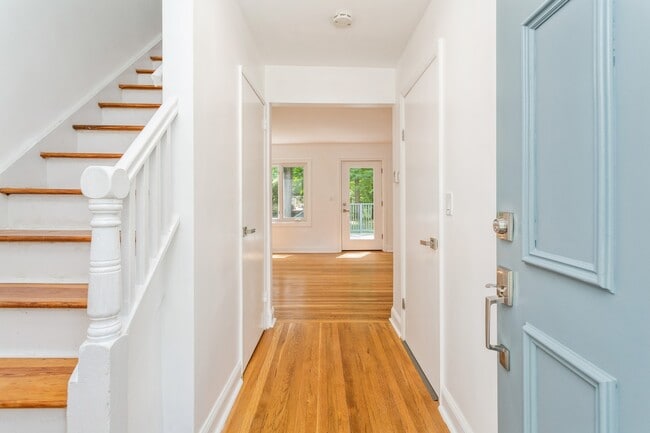 62 Buff Rd in Tenafly, NJ - Building Photo - Building Photo