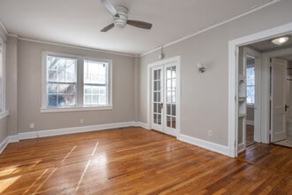 The Terrace in Macon, GA - Building Photo - Interior Photo