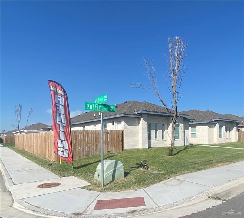 5908 Puffin Ave in Palmhurst, TX - Building Photo