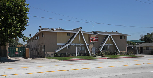 Regency-Baldwin Apartments in El Monte, CA - Building Photo - Building Photo