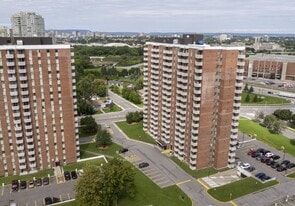 Alta Vista Towers in Ottawa, ON - Building Photo