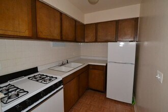535 W Aldine Ave in Chicago, IL - Building Photo - Building Photo