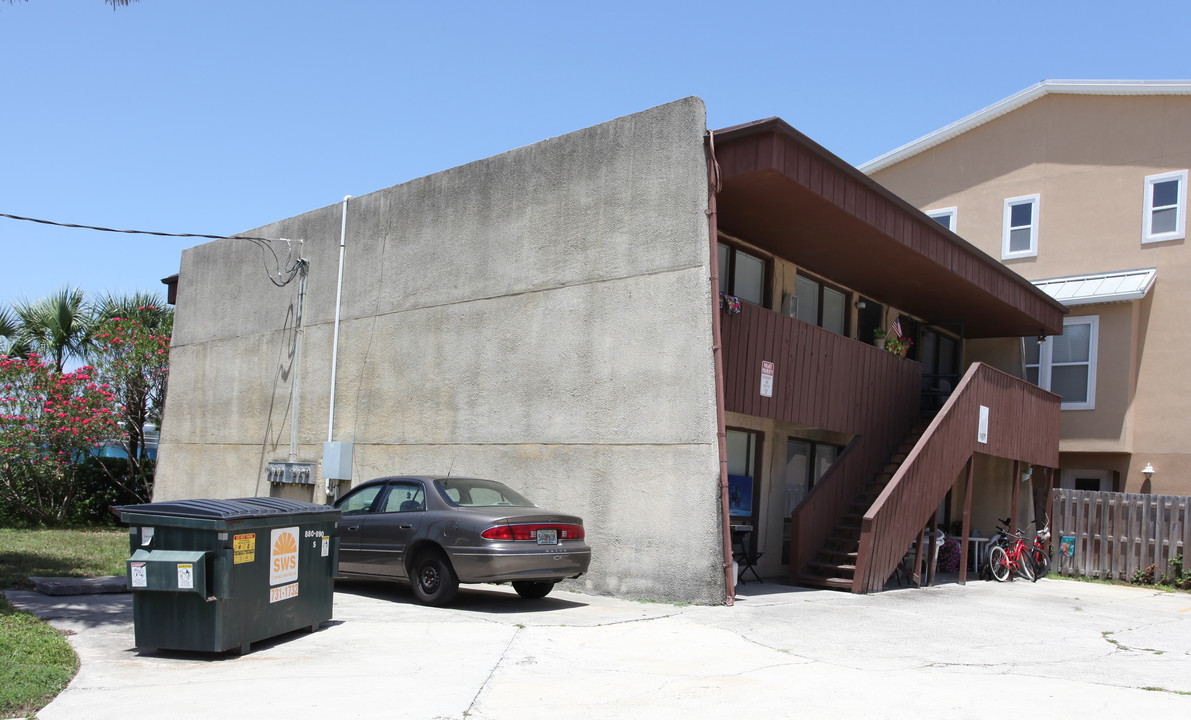 880 2nd St S in Jacksonville Beach, FL - Building Photo