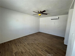 15628 K St in Mojave, CA - Building Photo - Interior Photo