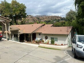 23931 Jensen Dr in Los Angeles, CA - Building Photo - Building Photo