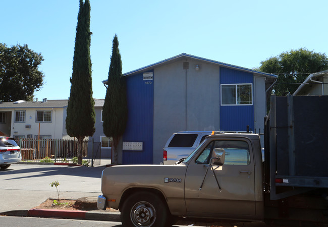 1870 Robin Ln in Concord, CA - Building Photo - Building Photo