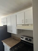 380 Erb St. W in Waterloo, ON - Building Photo - Building Photo