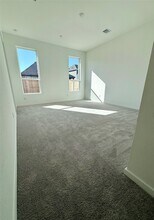 31111 Riley Hts Dr in Fulshear, TX - Foto de edificio - Building Photo