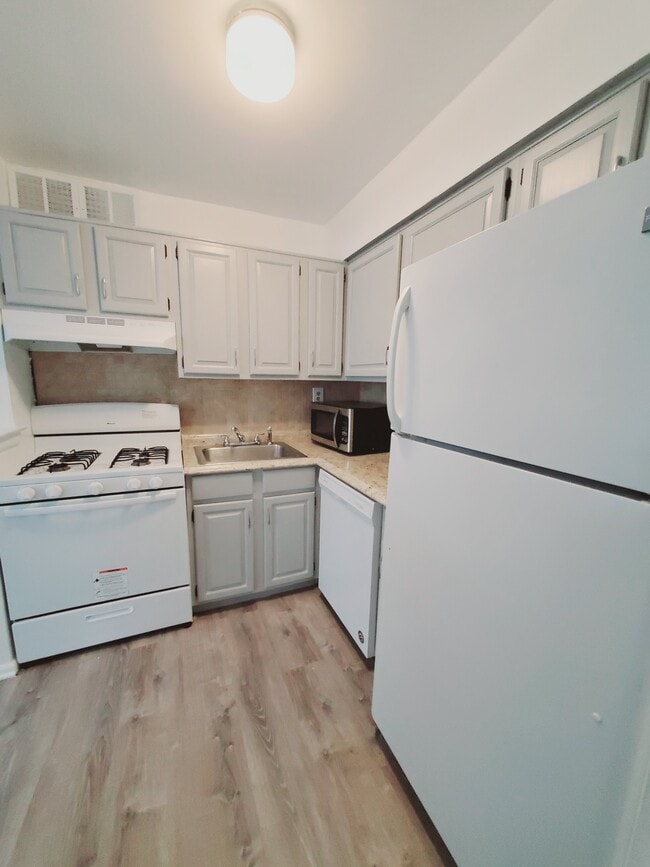 125 Prospect St, Unit 1 in Stamford, CT - Foto de edificio - Building Photo