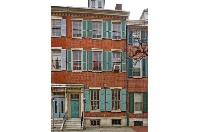 734 Pine St in Philadelphia, PA - Building Photo