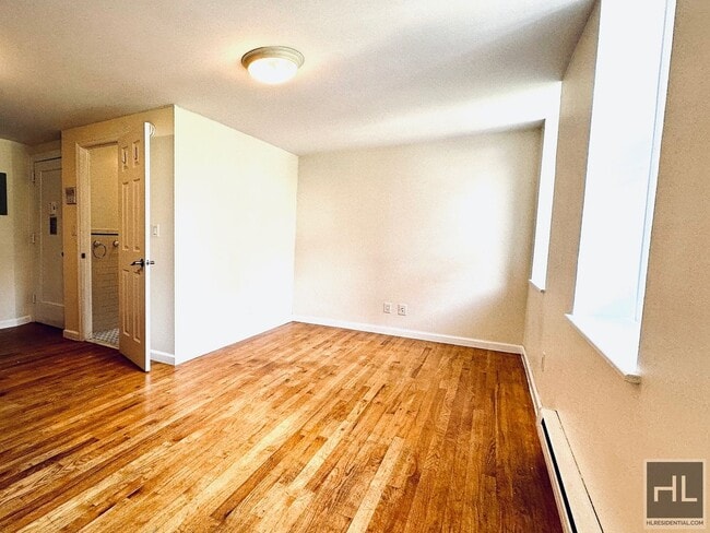 Mott Street in New York, NY - Building Photo - Building Photo