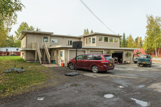 4235 McLean Pl in Anchorage, AK - Building Photo - Building Photo