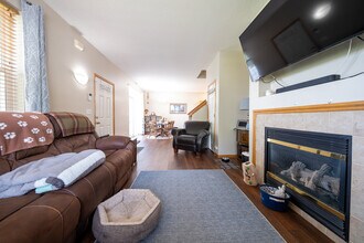 1747 Countryside Dr in Shakopee, MN - Building Photo - Building Photo