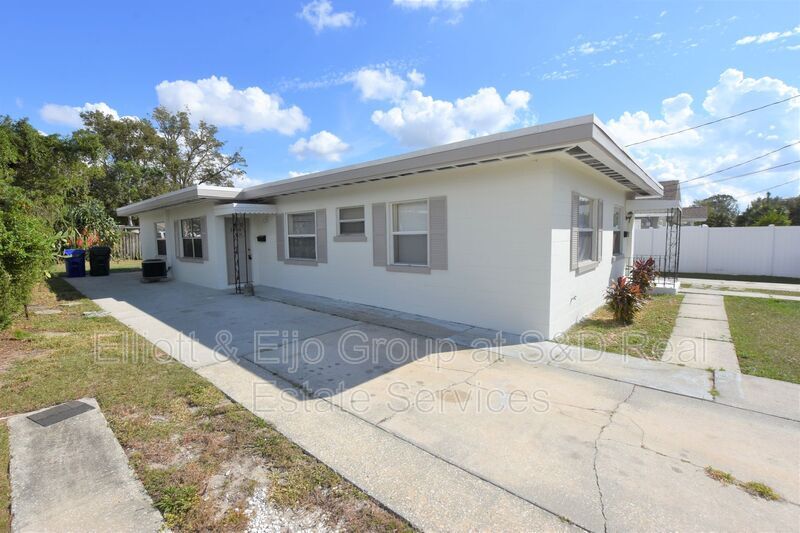 1408 King Ave in Lakeland, FL - Building Photo