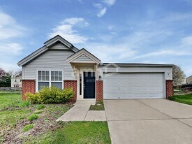 6687 Scarborough Ct in Morrow, OH - Building Photo