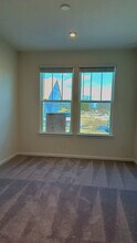 1242 Fairstone Dr in Lewis Center, OH - Building Photo - Building Photo