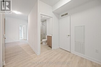 15 Richardson St in Toronto, ON - Building Photo - Building Photo