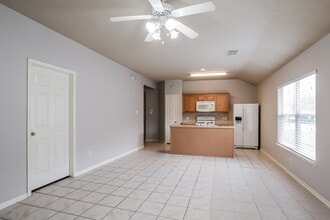 11303 Northam Dr in Tomball, TX - Building Photo - Building Photo
