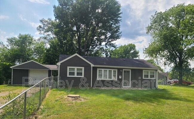 7000 John Adams Way in Louisville, KY - Building Photo - Building Photo