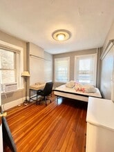 96 Calumet St, Unit 3 in Boston, MA - Foto de edificio - Building Photo