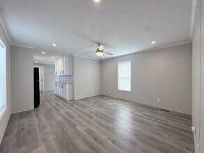 52780 S Zacharias Ct in Chesterfield, MI - Building Photo - Building Photo