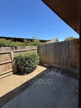 3633 W Colonial Ave in Visalia, CA - Building Photo - Building Photo