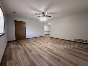 535 Oak St in Valparaiso, NE - Building Photo - Building Photo