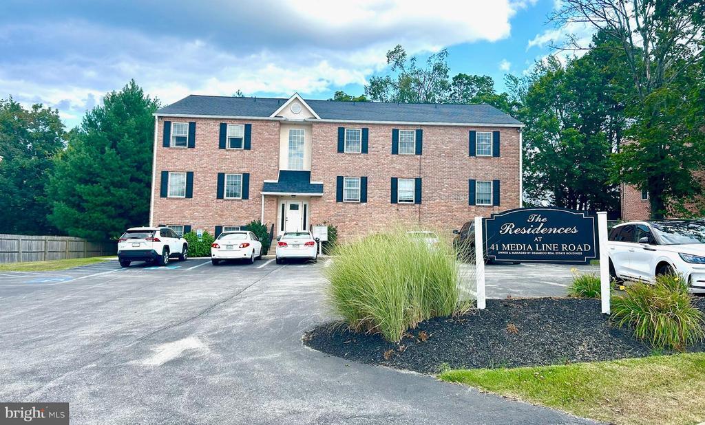 41 Media Line Rd in Broomall, PA - Building Photo