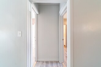 440 Ewingville Rd, Unit 1 in Ewing, NJ - Foto de edificio - Building Photo