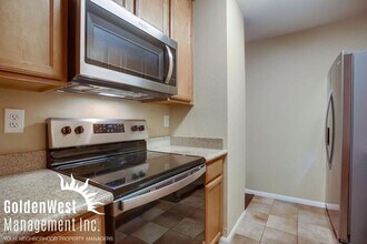 1740 S El Camino Real-Unit -UNIT 203 in Encinitas, CA - Building Photo - Building Photo