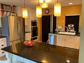 1079 NE Crescent St, Unit 125107 in Jensen Beach, FL - Building Photo - Building Photo
