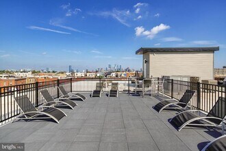 1705 Jackson St in Philadelphia, PA - Building Photo - Building Photo