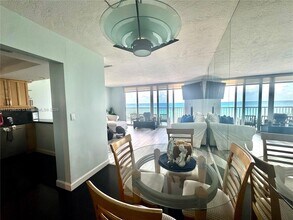 400 N Surf Rd, Unit # 701 in Hollywood, FL - Foto de edificio - Building Photo