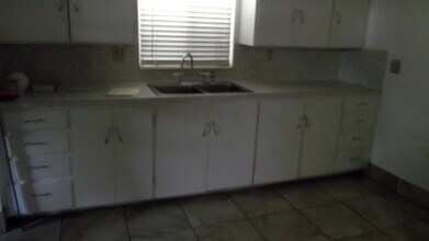 3593 S 5650 W, Unit Down in West Valley City, UT - Building Photo - Building Photo