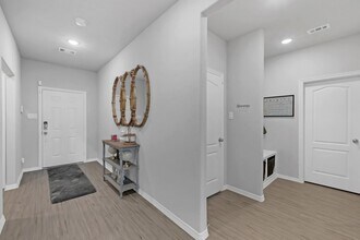 24715 Oakheath Arbor Ln in Huffman, TX - Building Photo - Building Photo