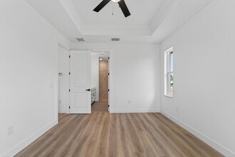 14242 Ingraham Blvd in Port Charlotte, FL - Building Photo - Building Photo