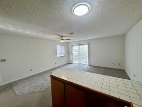 204 8th St-Unit -B in St. Augustine, FL - Building Photo - Building Photo