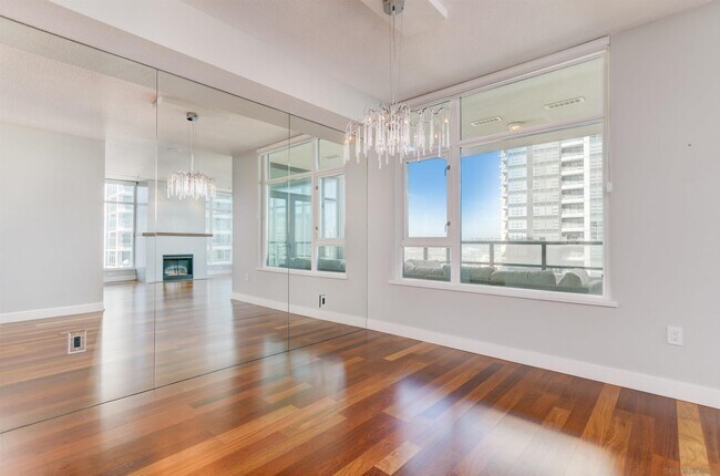 1205 Pacific Hwy-Unit -2103 in San Diego, CA - Building Photo - Building Photo