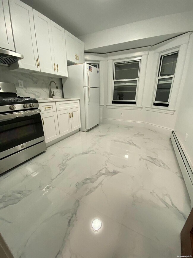 115-21 9th Ave-Unit -Duplex in Queens, NY - Building Photo - Building Photo