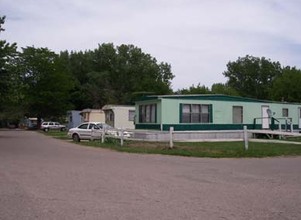 Lake Village Mobile Home Park in South Sioux City, NE - Building Photo - Other