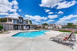 12480 Abrams Rd in Dallas, TX - Building Photo - Building Photo