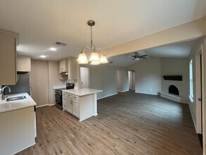 2838 Blue Grass Dr in Corpus Christi, TX - Building Photo - Building Photo