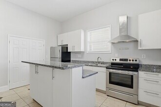 564 John Wesley Dobbs Ave NE in Atlanta, GA - Building Photo - Building Photo