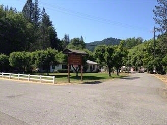 Indian Creek Mobile Home Park in Douglas City, CA - Building Photo