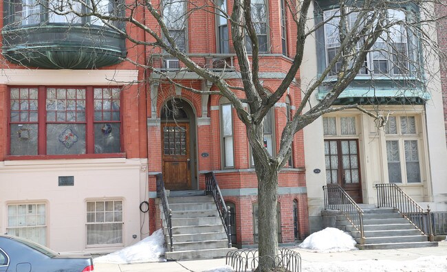 46 Willett St in Albany, NY - Foto de edificio - Building Photo