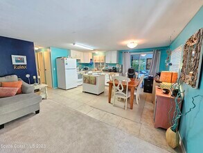 8515 N Atlantic Ave in Cape Canaveral, FL - Building Photo - Building Photo