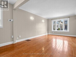 84 St Hubert Ave in Toronto, ON - Building Photo - Building Photo