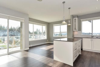 16398 64 Ave in Surrey, BC - Building Photo - Building Photo