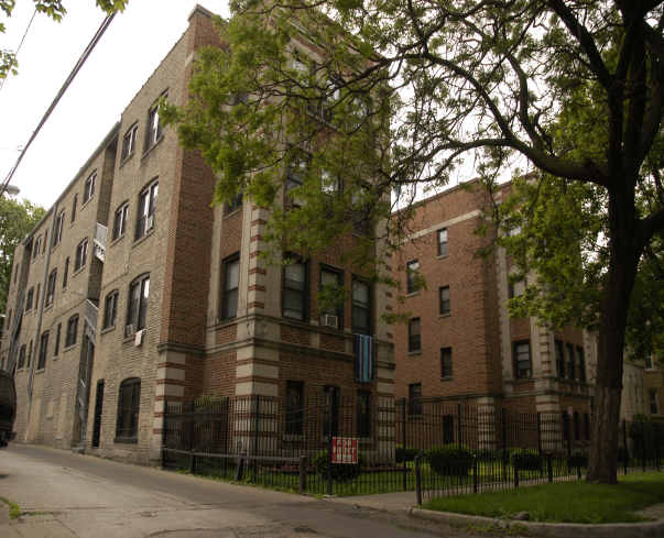 6437 N Hamilton Ave in Chicago, IL - Foto de edificio - Building Photo